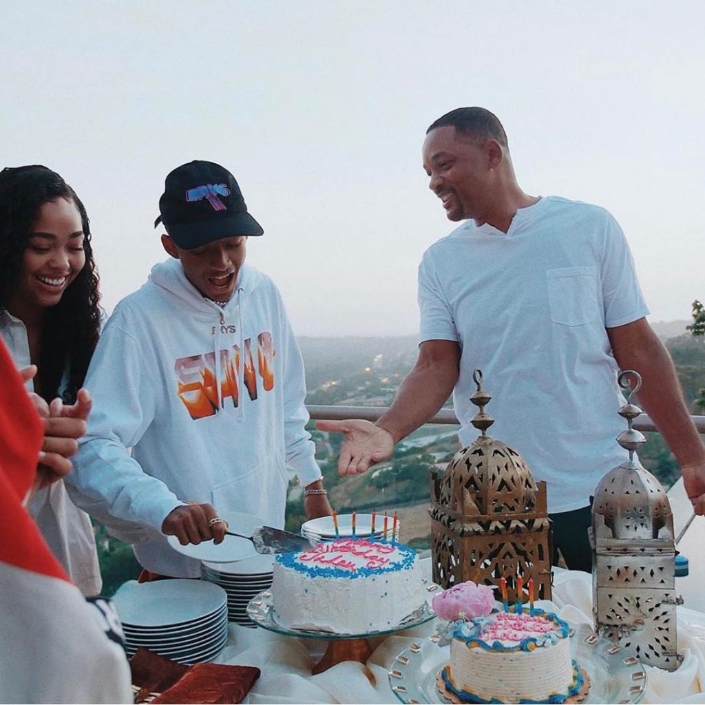 Jordyn Woods Celebrates Mom Elizabeth's Birthday: Photo 4265347